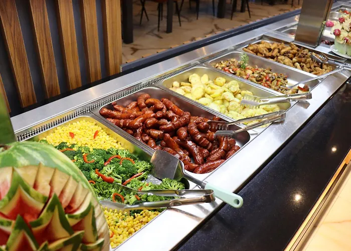 Amelia Mare Отель Голем