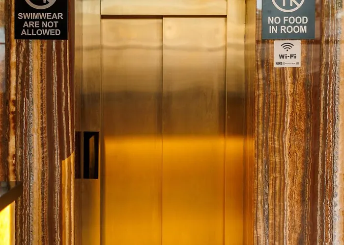 Отель Amelia Mare