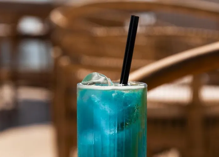 Amelia Mare Отель Голем