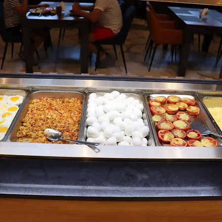 Ξενοδοχείο Amelia Mare Golem (Tirana)