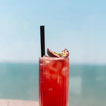 Amelia Mare Golem (Tirana)