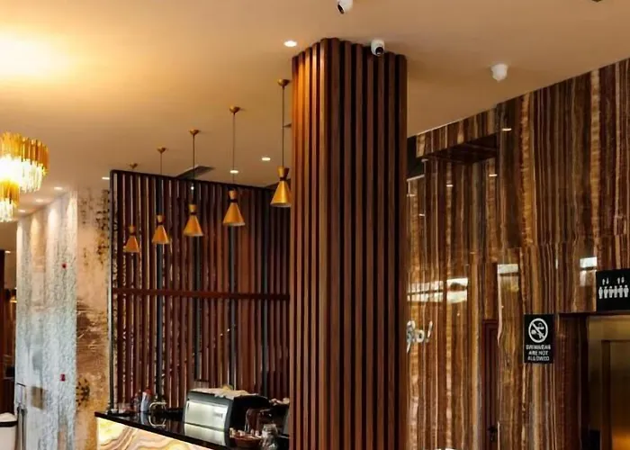 Amelia Mare 5* Golem (Tirana)